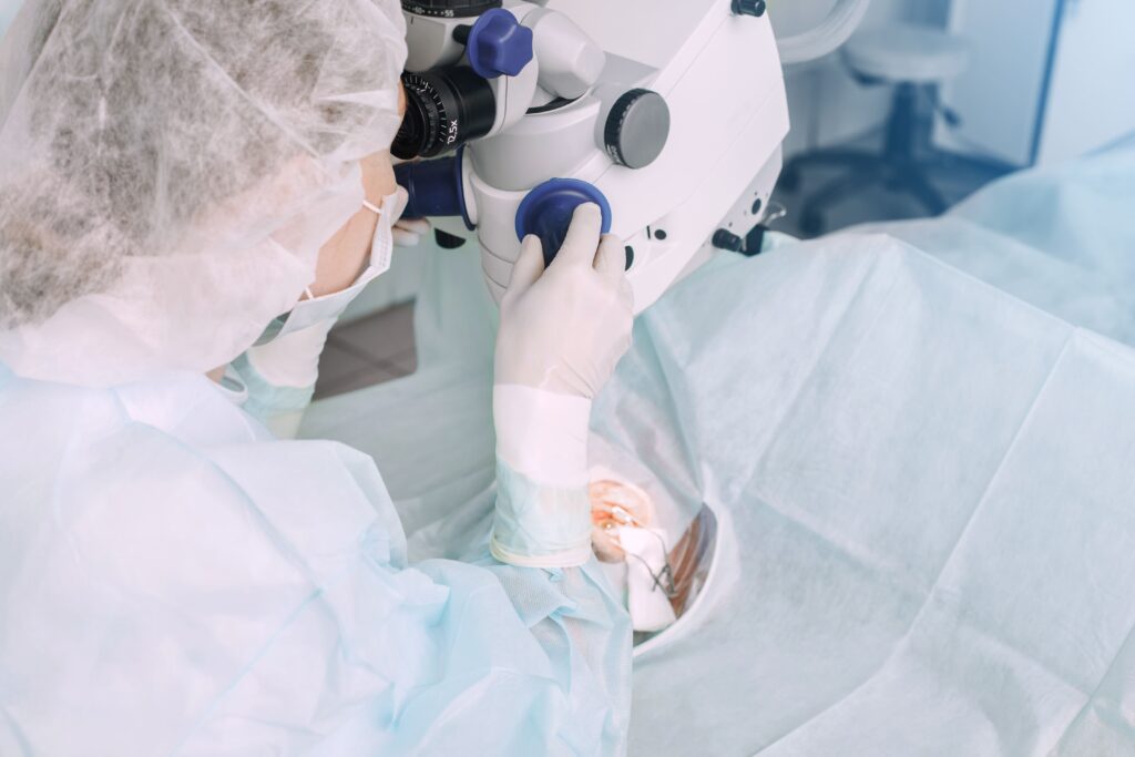 Why Choose a Laser Cataract Surgery Center
